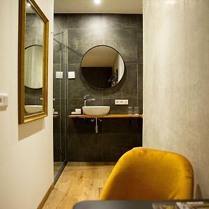 Basement King Room